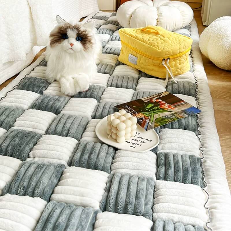Cozy Sofa Mat - Fluffig känsla för ditt husdjur.